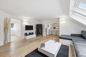 Stilvolle Designerwohnung mit Luxusausstattung: Ihr neues Zuhause in Traumlage von München-Solln! – Die vollständige Adresse der Immobilie erhältst du vom Anbieter., 81479 Solln, München – Vorschaubild 3