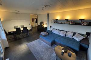 Renovierte 2-Zimmer-Eigentumswohnung mit neuer Küche & großem Süd-Loggia-Balkon – Waldgartenweg 2, 68219 Rheinau, Mannheim – Vorschaubild 4