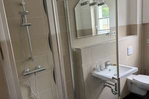 Zuhause mit zwei Zimmern in Dresden Klotzsche – Boltehagener str 55, 1109 Klotzsche (Stadtteil), Dresden – Vorschaubild 3