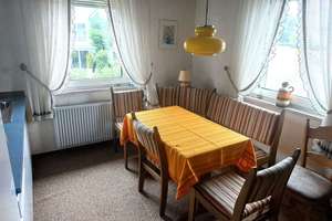 Klassisches Ein-/Zweifamilienhaus mit ansprechendem Gartengrundstück und Garage – Die vollständige Adresse der Immobilie erhältst du vom Anbieter., 63814 Mainaschaff – Vorschaubild 9