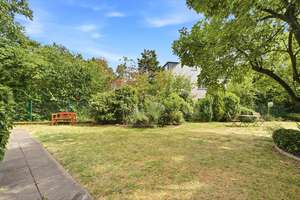 Liebhaber aufgepasst: Altbauwohnung mit Loggia, Gartenmitbenutzung und Doppelgarage ! – Die vollständige Adresse der Immobilie erhältst du vom Anbieter., 50996 Rodenkirchen (Ortsteil), Köln – Vorschaubild 11