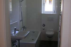 Zuhause mit drei Zimmern und Balkon in Trudering – 81825 Gartenstadt Trudering, München – Vorschaubild 3