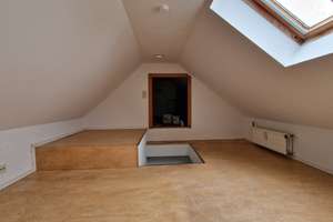 Helle 2 Zimmer Dachgeschosswohnung  Mitten im Leben – Die vollständige Adresse der Immobilie erhältst du vom Anbieter., 22763 Hoheluft-West, Hamburg – Vorschaubild 10