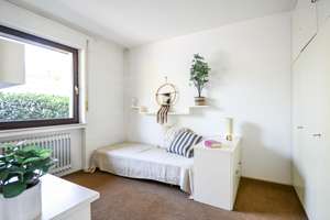 Bungalow in Süd-West-Ausrichtung, Vier-Zimmer, Garten und viel Privatsphäre in ruhiger Lage. Garage. – Die vollständige Adresse der Immobilie erhältst du vom Anbieter., 42719 Wald, Solingen – Vorschaubild 17