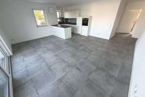 Schöne 3,5-Zi-WHG in Fischbach, Hanglage, mit Seesicht, EBK, TG-Platz, frei beziehbar – Die vollständige Adresse der Immobilie erhältst du vom Anbieter., 88048 Friedrichshafen – Vorschaubild 16