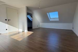Erstbezug nach Renovierung: Charmante 2-Zimmer Dachgeschosswohnung in Dortmund-Sölde – Geranienstraße 16, 44289 Sölde, Dortmund – Vorschaubild 1