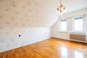 Charme trifft Potenzial – Doppelhaushälfte mit Garten und Pool im beliebten Stadtfeld West – Die vollständige Adresse der Immobilie erhältst du vom Anbieter., 39110 Stadtfeld West, Magdeburg – Vorschaubild 9