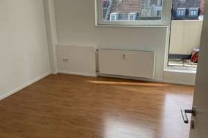 Moderne zentral gelegene 2-Zi-Whg im Kölner Rathenauviertel – Roonstraße 39-41, 50672 Neustadt/Süd, Köln – Vorschaubild 3