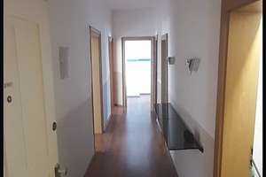 **von privat** 4 Zimmer Wohnung in Neuhausen-Nymphenburg – Donnersbergerstraße 44a, 80634 Neuhausen, München – Vorschaubild 3
