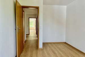 Helle 3-Zimmerwohnung zentral in Murnau – Die vollständige Adresse der Immobilie erhältst du vom Anbieter., 82418 Murnau am Staffelsee – Vorschaubild 9