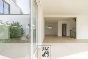 Jung von Haus | PROVISIONSFREI: EINZIGARTIGE ARCHITEKTUR TRIFFT GRANDIOSE AUSSICHT – Wiesbaden – Vorschaubild 1