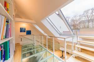 Herzogpark/Bogenhausen: 4-Zimmer-Wohnung mit Dachterrasse, Balkon und Garten – Kolbergerstr 18, 81679 Herzogpark, München – Vorschaubild 20