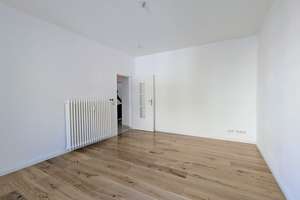 Bezugsfreie renovierte Wohnung am Schloss Charlottenburg