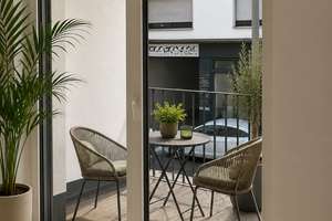 Rath - Heumar! 2 Zi.-Whg.- 64m², Einbauküche, Balkon, Kellerraum