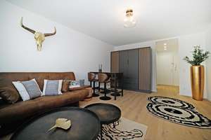 Apartment mit Balkon und EBK - komplett saniert und möbliert – Tettnanger Str. 4, 81243 Aubing-Süd, München – Vorschaubild 9