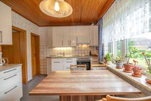 Charmantes Familiendomizil mit viel Platz und Potential – Friesland (Kreis) – Vorschaubild 13