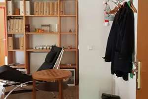 3,5-Raum-Wohnung gehobene Ausstattung (Loggia, EBK) in ruhiger Innenstadtlage Erlangen – Raumerstraße 1b, 91054 Markgrafenstadt, Erlangen – Vorschaubild 2