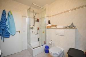 Moderne Doppelhaushälfte mit Wintergarten, Einbauküche und Garage in ruhiger Lage von Roisdorf – Die vollständige Adresse der Immobilie erhältst du vom Anbieter., 53332 Bornheim – Vorschaubild 23