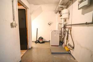 DIETZ: REDUZIERT! Reihenmittelhaus mit Garage, Keller und Garten in beliebter Lage Dieburgs! – Die vollständige Adresse der Immobilie erhältst du vom Anbieter., 64807 Dieburg – Vorschaubild 36