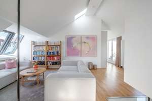 Schöne Dachgeschosswohnung mit Terrasse und Kamin in der Nähe zum Teutoburger Platz – Die vollständige Adresse der Immobilie erhältst du vom Anbieter., 10119 Prenzlauer Berg, Berlin – Vorschaubild 4