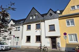 3-FH inkl. schönem Garten und 2 leerstehenden Wohnungen in attraktiver Lage – Die vollständige Adresse der Immobilie erhältst du vom Anbieter., 50739 Longerich, Köln – Vorschaubild 2