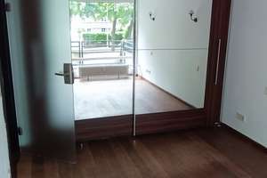 Frisch renoviert: 3-Zimmer-Wohnung mit EBK, Terrasse und Carport in Krefeld – Die vollständige Adresse der Immobilie erhältst du vom Anbieter., 47803 Kempener Feld/Baackeshof, Krefeld – Vorschaubild 4