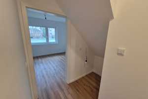 Attraktive, komplett sanierte Erdgeschosswohnung mit großem Garten in Hürth – Hans-Böckler-Straße 34, 50354 Rhein-Erft-Kreis – Vorschaubild 10