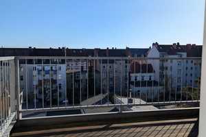 Stilvolle 2,5-Raum-Wohnung mit EBK in Kiel – Franckestraße 15, 24118 Kiel – Vorschaubild 2