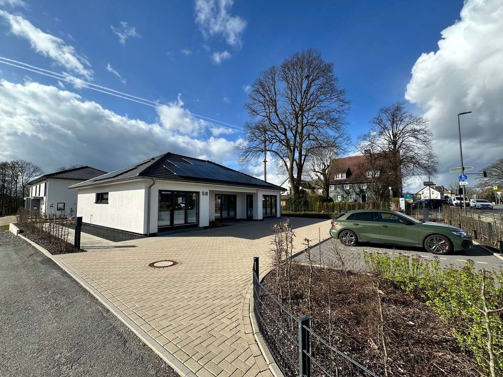 Immobilie in Kirchwald - Moderner Bungalow mit viel Platz und Comfort - Bild 1