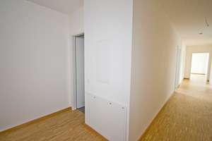 Helle 3 ZKB mit Blick ins Grüne – Die vollständige Adresse der Immobilie erhältst du vom Anbieter., 86199 Göggingen-Ost, Augsburg – Vorschaubild 7
