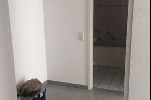 Helle 2-Zimmer-Wohnung mit Aufzug, Tiefgaragenstellplatz und eigener Waschküche in Wiesbaden-Südost – Hohenstaufenstraße 10a, 65189 Südost, Wiesbaden – Vorschaubild 12