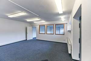 Solides Gebäude-Ensemble aus Wohnhaus und Geschäftshaus – Die vollständige Adresse der Immobilie erhältst du vom Anbieter., 42857 Reinshagen, Remscheid – Vorschaubild 21