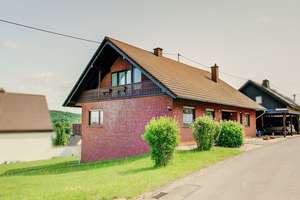 Gepflegtes Einfamilienhaus mit Einliegerwohnung in bevorzugter und stadtnaher Wohnlage – Die vollständige Adresse der Immobilie erhältst du vom Anbieter., 57537 Wissen – Vorschaubild 3