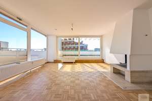 Über den Dächern der Stadt: 4-Zimmer Wohnung mit Kamin – Glockenstrasse *, 40476 Derendorf, Düsseldorf – Vorschaubild 2