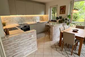 Grüne Oase in Dechsendorf: Gepflegtes Familienhaus mit ausgebautem Dachstudio – Loheweg 5e, 91056 Dechsendorf Ost, Erlangen – Vorschaubild 3