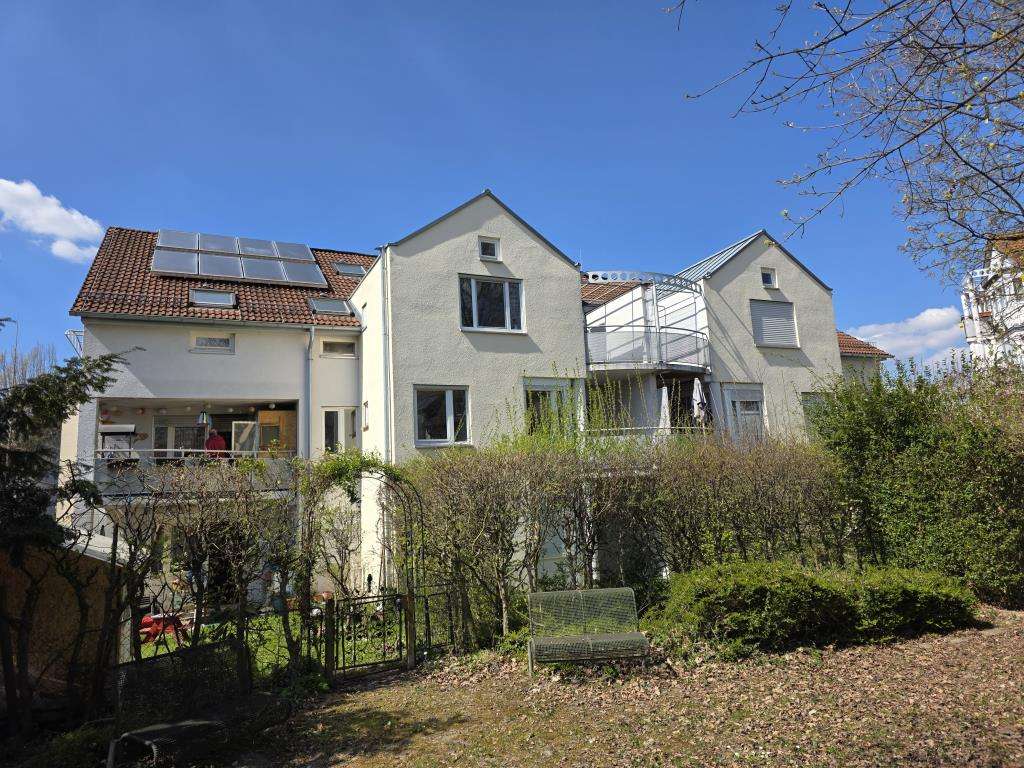 Immobilie in Steinenbronn - ***PROVISIONSFREI*** Im Herzen von Steinenbronn –  VERMIETETE 4-Zimmerwohnung mit 2 Balkonen! - Bild 2