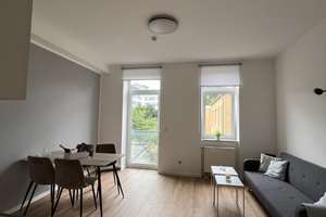 Vollmöblierte 2-Zimmer-Wohnung in der KTV 