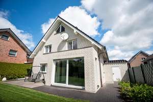 Wohnen mit Komfort & Atmosphäre – hochwertiges Einfamilienhaus in gepflegter Lage von Heessen – Die vollständige Adresse der Immobilie erhältst du vom Anbieter., 59073 Heessen, Hamm – Vorschaubild 7