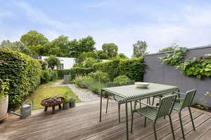 Rummelsburger Bucht: Townhouse mit Privat-Garten und Pavillon, Atelier-Etage, Parkplatz, Spreenähe – Vicki-Baum-Straße 58, 10317 Rummelsburg, Berlin – Vorschaubild 1