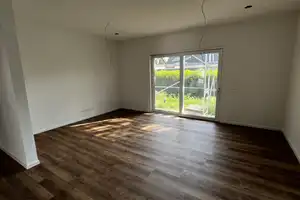 Modernes und ökologisch nachhaltiges Einfamilienhaus mit Einliegerwohnung! – Agnes-Derichsweiler-Straße 1, 41540 Neuss (Rhein-Kreis) – Vorschaubild 5
