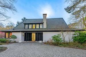 Villa mit separatem Gästehaus in traumhafter Lage – Die vollständige Adresse der Immobilie erhältst du vom Anbieter., 22559 Rissen, Hamburg – Vorschaubild 16