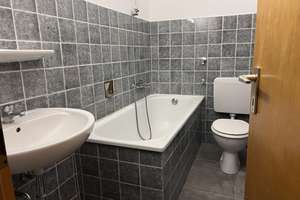 Schnuckelige Erdgeschosswohnung für Singles / Rentner in Gelsenkirchen-Feldmark – Die vollständige Adresse der Immobilie erhältst du vom Anbieter., 45883 Feldmark, Gelsenkirchen – Vorschaubild 3