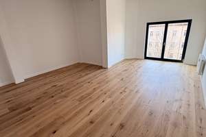 Helle goßzügige 2 Zimmer Wohnung mit EBK und Echtholzparkett im Industriedenkmal – Theo-Neubauer-Straße 39, 99085 Krämpfervorstadt, Erfurt – Vorschaubild 2