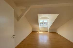 Südvorstadt *August-Bebel-Str.* Balkon mit Blick auf den Fockeberg – August-Bebel-Strasse 40, 4275 Südvorstadt, Leipzig – Vorschaubild 3