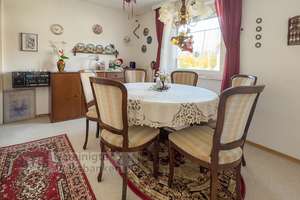 Familienfreundliches RHH mit Garten in Reutlingen zu verkaufen ! – Die vollständige Adresse der Immobilie erhältst du vom Anbieter., 72760 Reutlingen-Mitte, Reutlingen – Vorschaubild 11