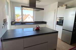 Exklusive, helle 3-Zimmer-Penthouse-Wohnung mit sensationeller Terrasse – Jurastraße 28, 70565 Höhenrand, Stuttgart – Vorschaubild 2