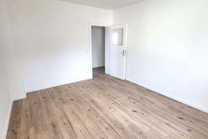 Lichtdurchflutete 2-Zimmer-Wohnung mit Balkon und modernem Bad! – Lindenstraße 35, 38448 Vorsfelde, Wolfsburg – Vorschaubild 6