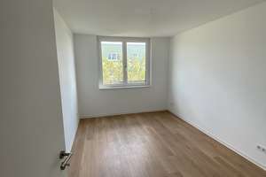 4 Zimmerwohnung mit offener Küche ab sofort! – Dolgenseestr. 9d, 10319 Friedrichsfelde, Berlin – Vorschaubild 10
