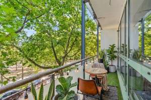 Großzügige 1-Zimmer-Wohnung mit großem Balkon und weitläufiger Fensterfront im Zentrum-Nord – 4105 Zentrum-Nord, Leipzig – Vorschaubild 2