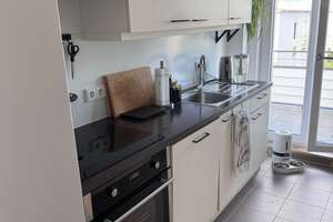 Zuhause mit 3 Zimmern und Balkon in Bogenhausen – Brahmsstraße 11, 81677 Altbogenhausen, München – Vorschaubild 1